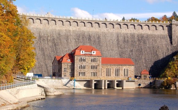 Of old dams and hydropower