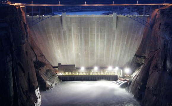 Economics of hydroelectric power