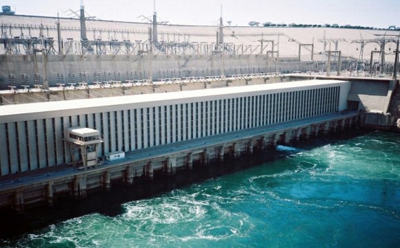 Hydroelectric dams definition
